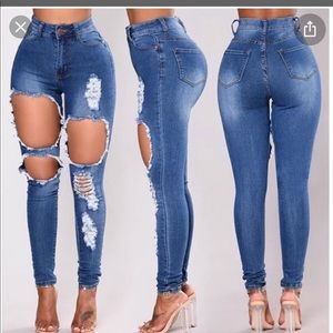 FashionNova Catty DistressedSkinnyJeans Light wash